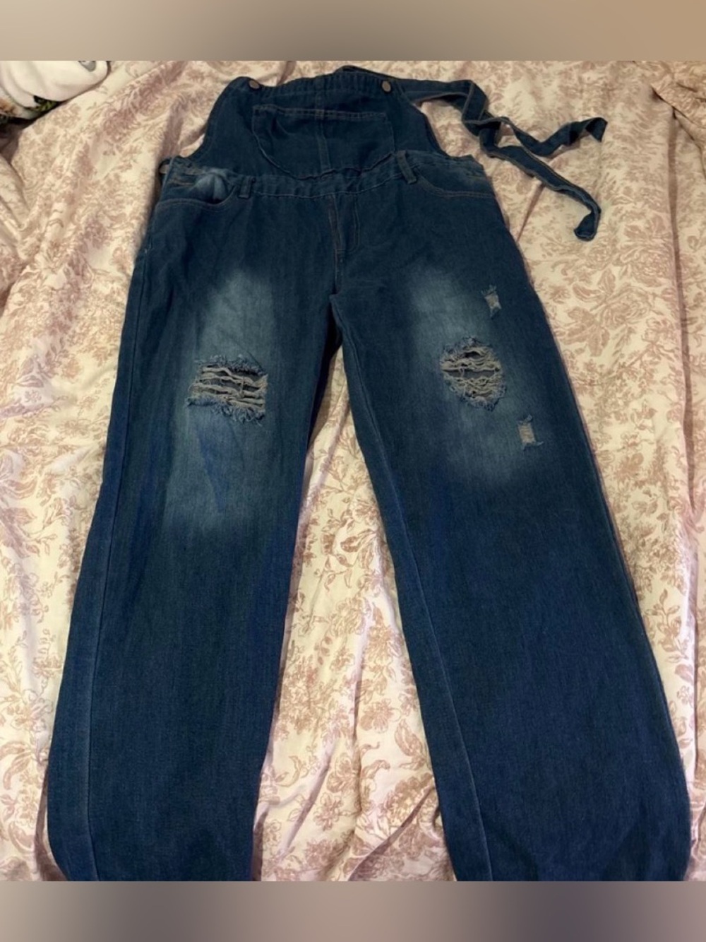 NEW Denim overalls with adjustable straps, Sz Lg
